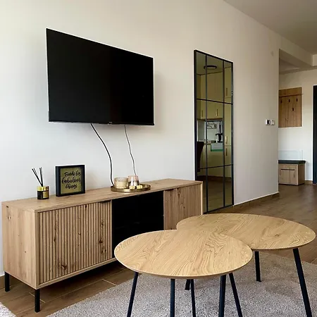 Apartment Wine Story